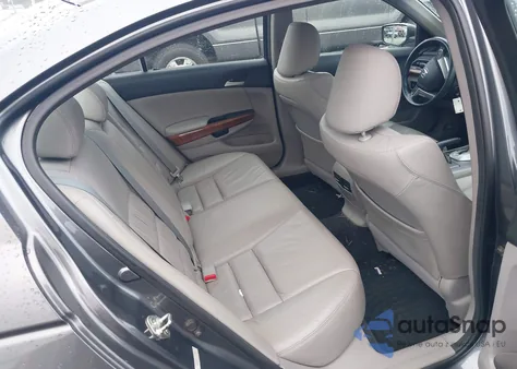 2012 Honda Accord 2.4 Ex-L z USA, uszkodzony, nr VIN 1HGCP2F89CA174764